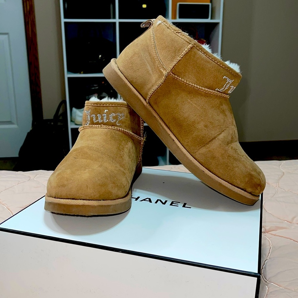 Juicy Couture Fur Mini boots